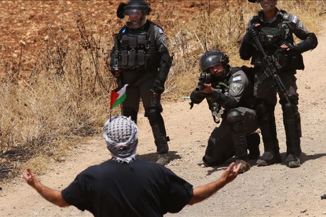 Israeli Soldiers Kill Palestinian During West Bank Protests - Timeturk 