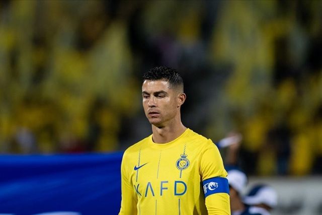 Cristiano Ronaldo Suspended For One Match Over Obscene Gesture In Saudi League Match Timeturk