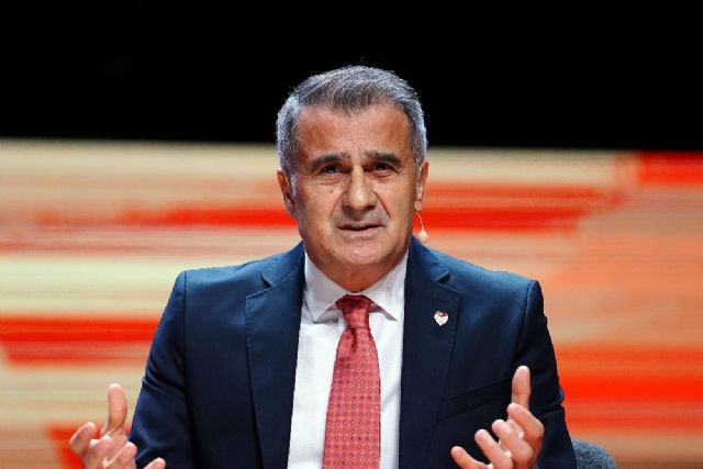 Şenol Güneş: '2022 benim için final olacak' - Timeturk Haber