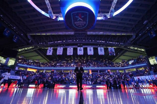 Anadolu Efes'ten 90'lar Gecesi - Timeturk