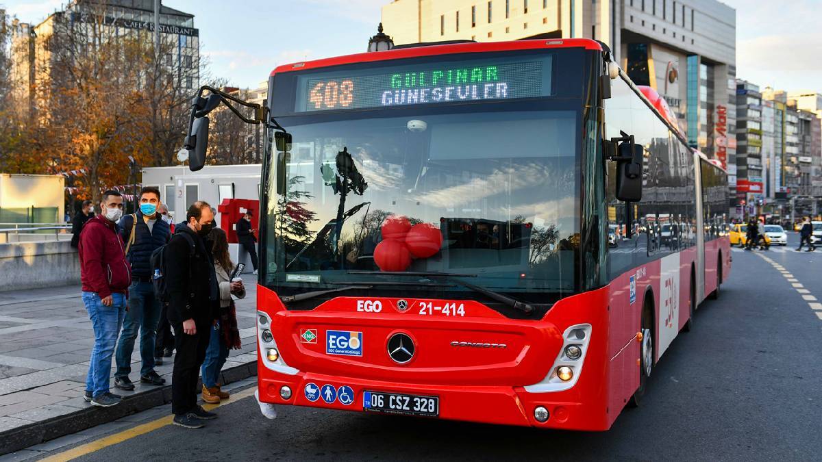 Ankara'da 30 Ağustos'ta (bugün) otobüs ücretsiz mi? EGO otobüsler bugün bedava mı? Ankara'da otobüs, metro, Ankaray-Başkentray parasız mı?