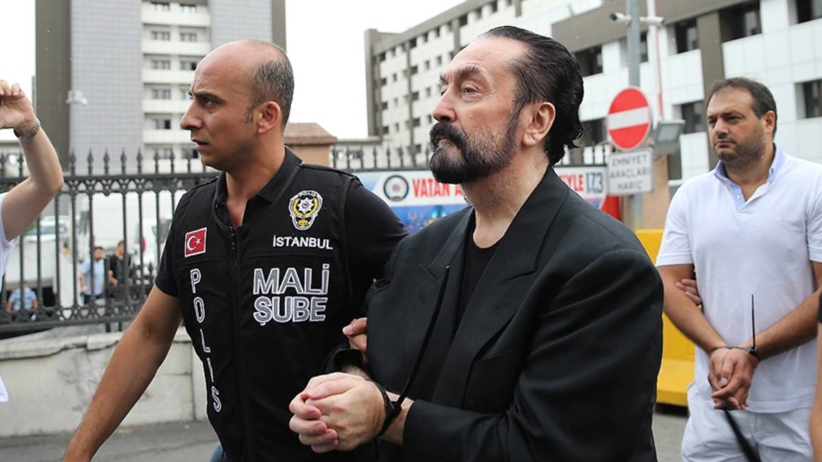 Adnan Oktar'a kaç yıl hapis cezası verildi? Adnan Oktar kaç sene ceza aldı?