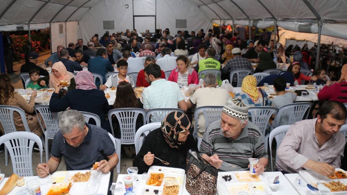 Sakarya iftar çadırı nerede? 2023 Sakarya'da iftar çadırı var mı? Adapazarı, Serdivan, Akyazı, Erenler, Hendek iftar çadırı nerede?