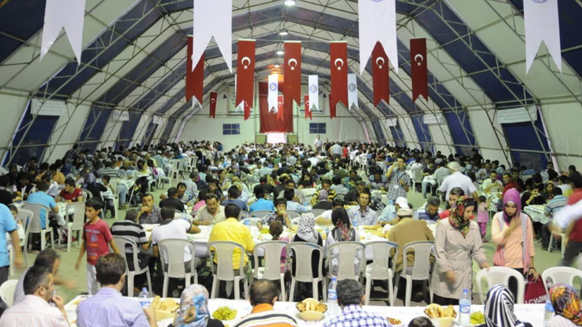 Sultangazi iftar çadırı nerede? 2023 Sultangazi'de iftar çadırı kuruldu mu?