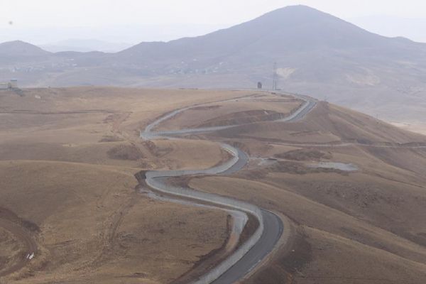 Türkiye-İran sınırında inşa ediliyor! 173 kilometrelik bölümü tamamlandı