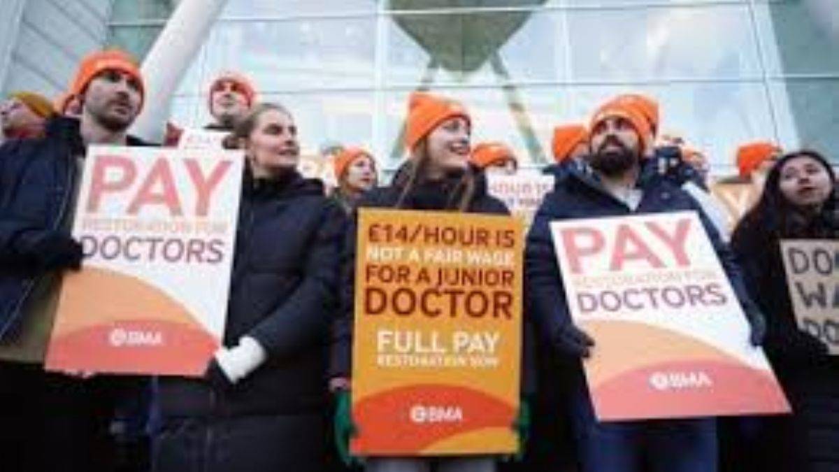 İngiltere'de doktorlar yeniden greve gidiyor
