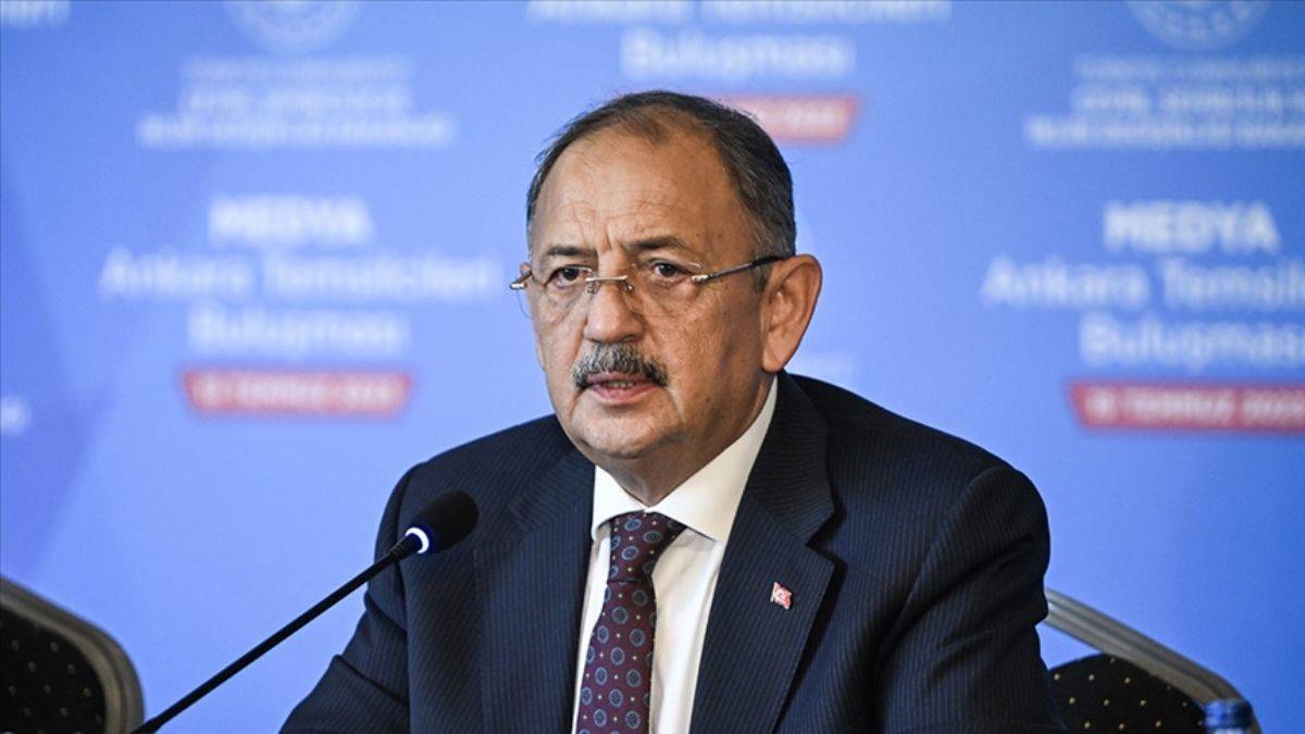 Çevre ve Şehircilik Bakanı Özhaseki istifa etti