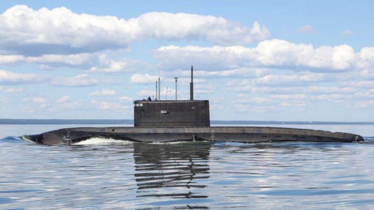 Rus Kilo denizaltıları İrlanda çevresinde