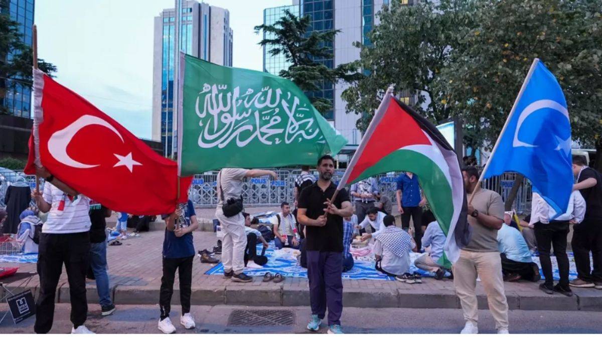 Ankara ve İstanbul'da İsrail'in Gazze'deki katliamları protesto edildi