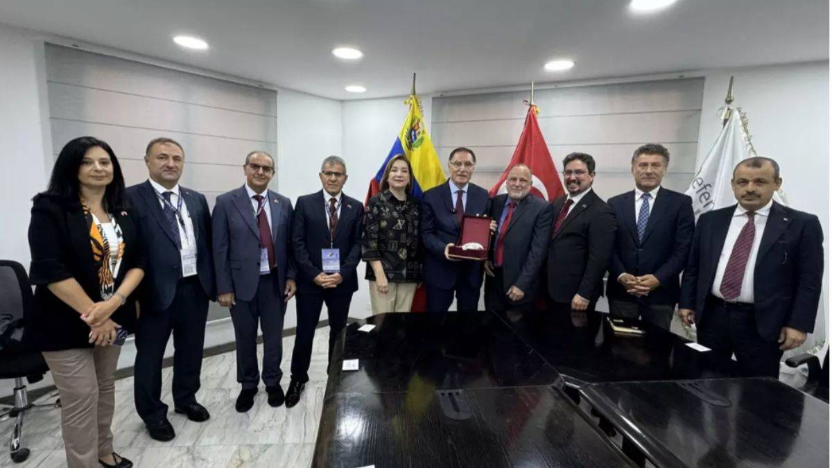 Türk heyetinden Venezuela'da Ombudsmanlık Ofisi'ni ziyaret