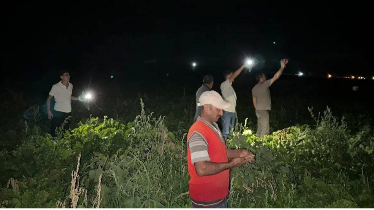 Konya'da gece oluşan obruk köylüleri korkuttu!