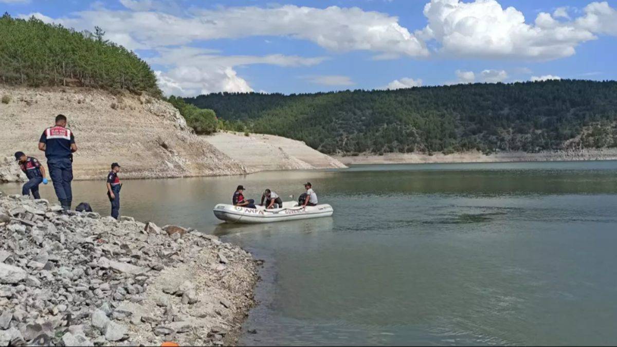 Ankara'da baraj gölüne giren kişi boğuldu