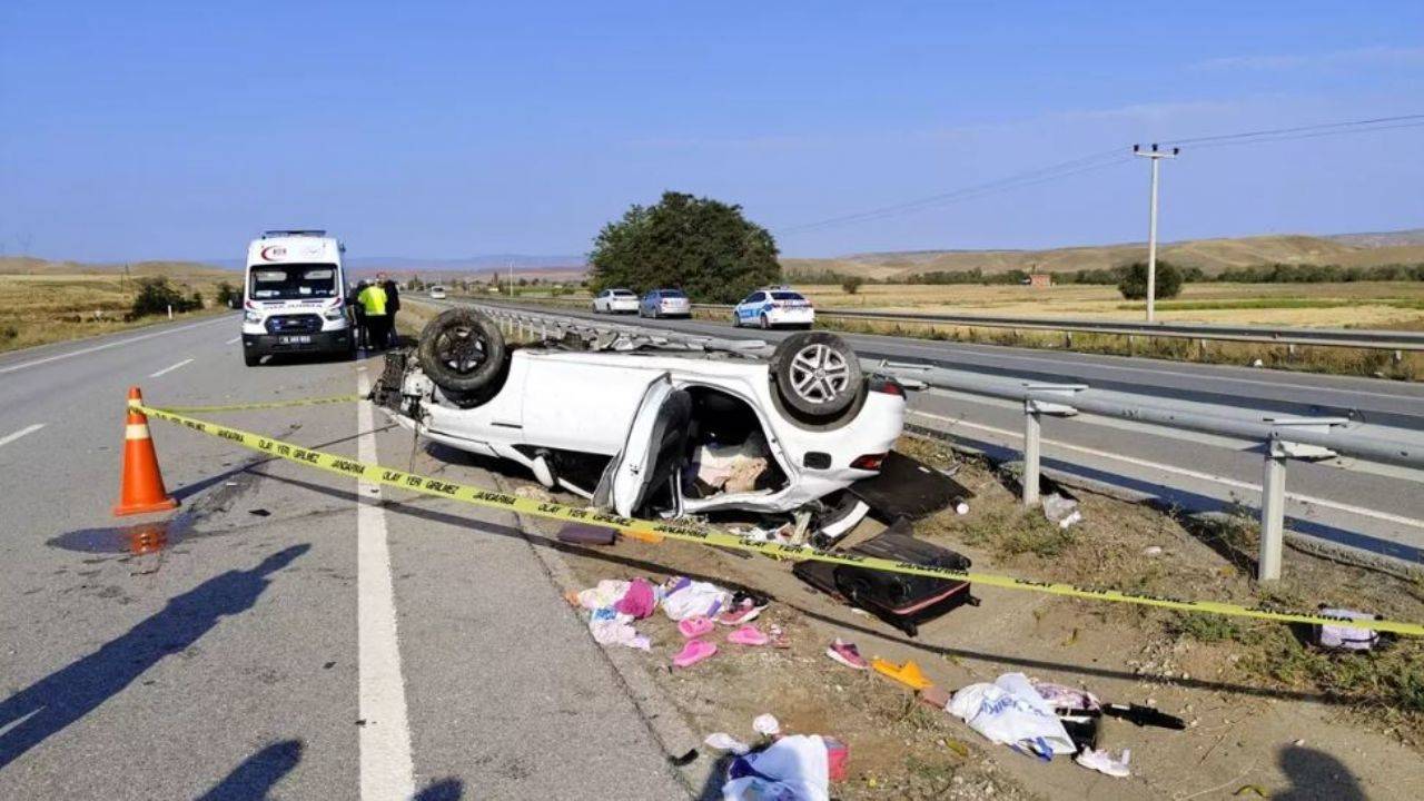 Çorum'da feci kaza! Polis çift hayatını kaybetti