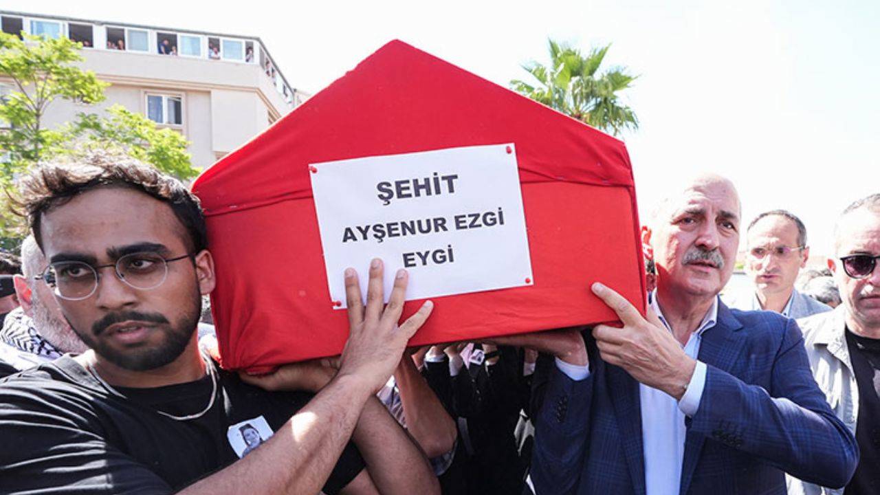 Şehit Ayşenur Ezgi Eygi, son yolculuğuna uğurlandı