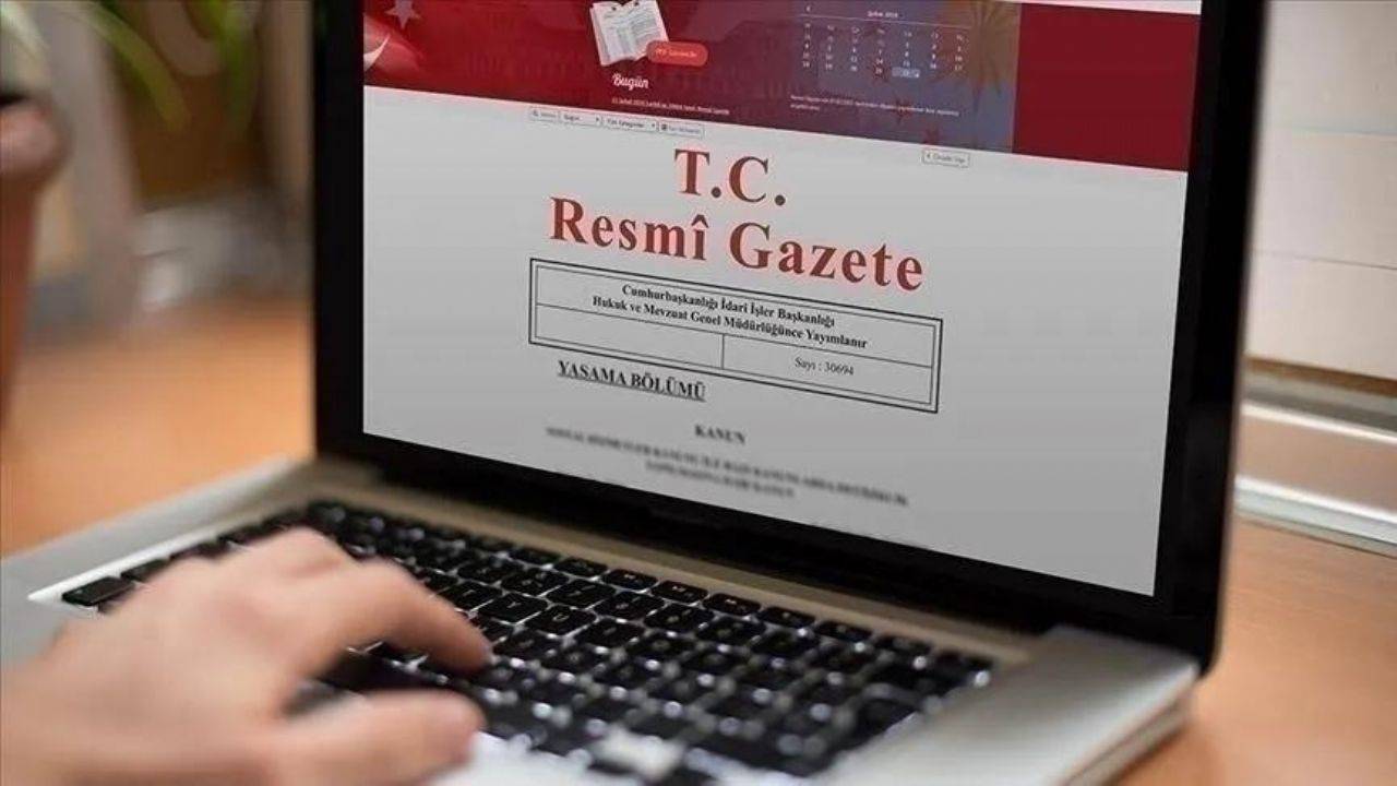 Bazı fakülte, yüksekokul ve enstitüler kapatılırken yenileri kuruldu