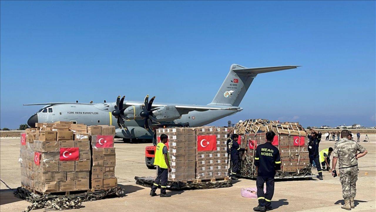 Türkiye'den Lübnan'a yardım uçağı gönderildi