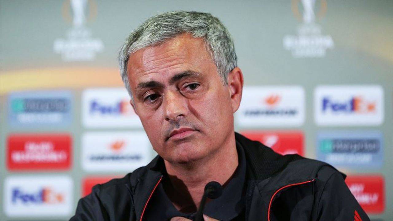 Mourinho: Eylül ayında kazanacak kupa yok