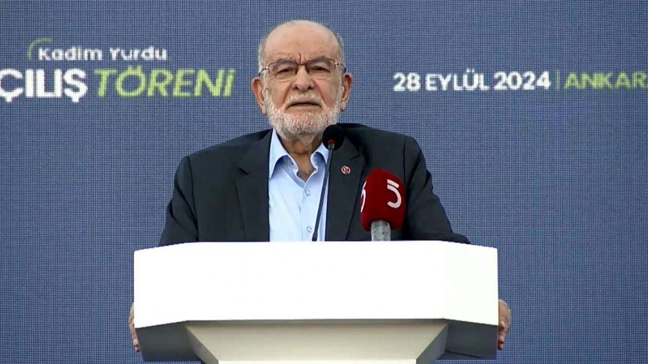 Karamollaoğlu: Yatak kıyafetiyle geziliyor, utanma yok