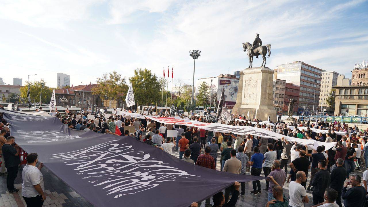 Ankara'nın göbeğinde 'hilafet' sloganları