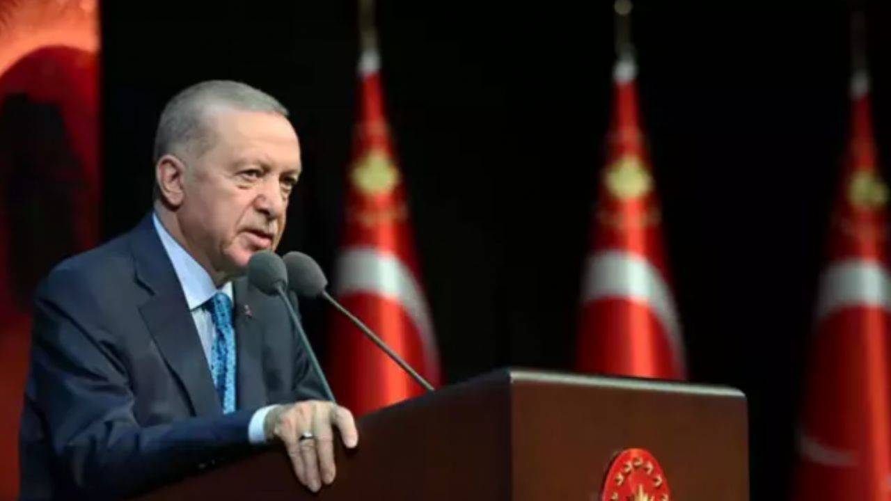 Cumhurbaşkanı Erdoğan: Bölge üzerine ameliyat yapılmasına .zin vermeyeceğiz!