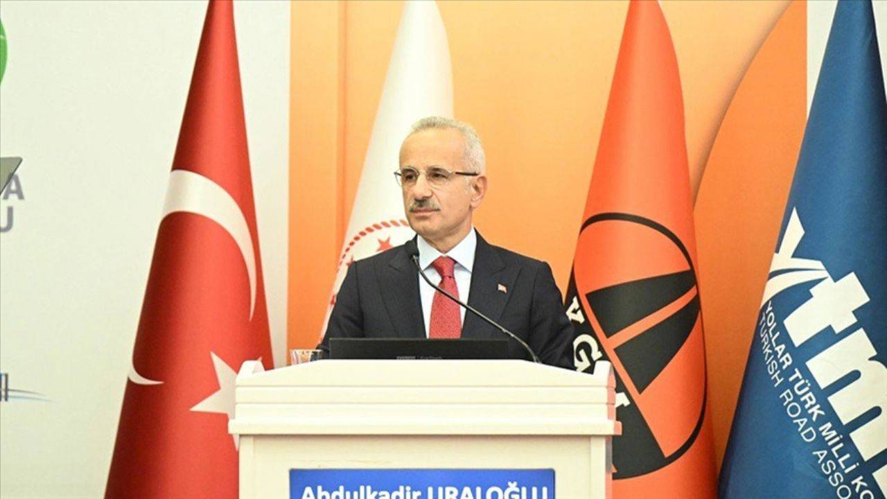 Bakan Uraloğlu'dan Discord açıklaması