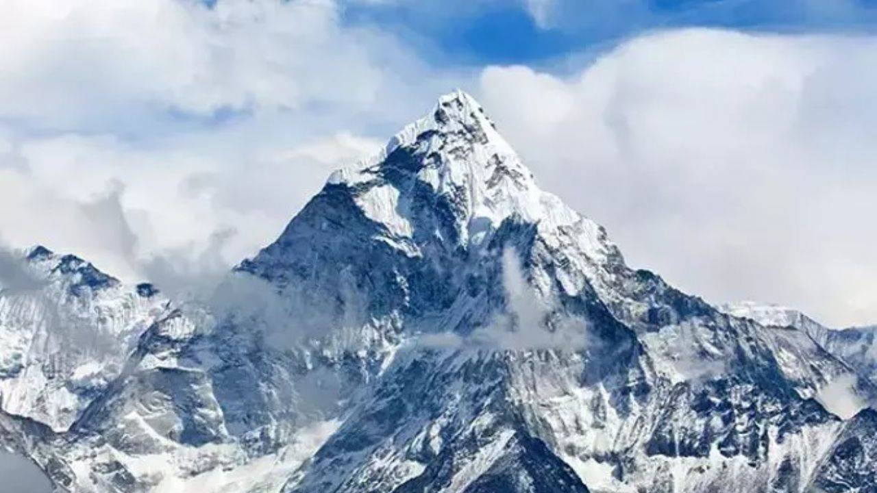 Everest'in yüz yıllık gizemi