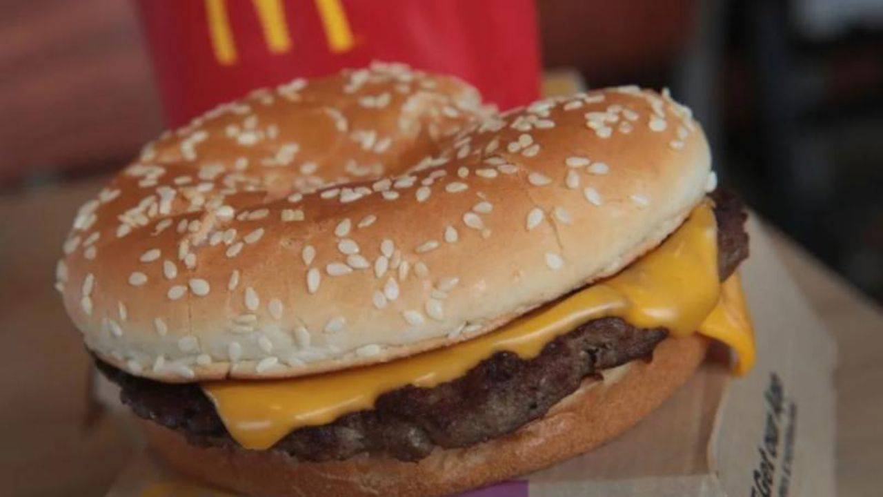 McDonald's burgerleri salgın başlattı!