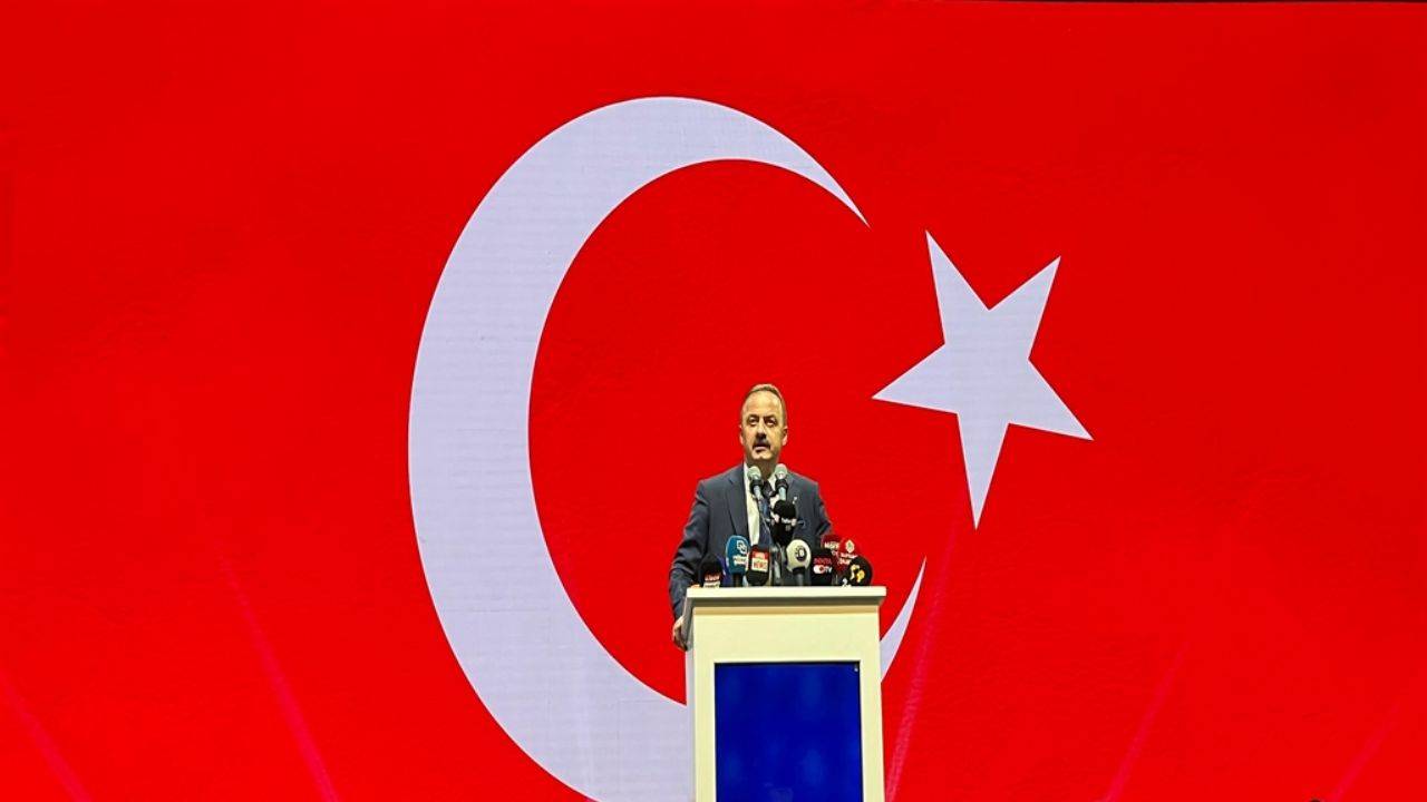 Anahtar Parti (A Parti) lideri Yavuz Ağıralioğlu yeni partiyi tanıttı