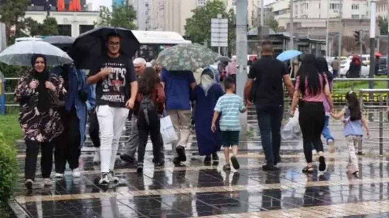 Hava durumu: yağmur ve soğuk, pazar günü başlıyor