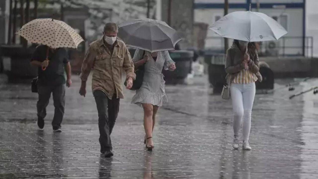 Sarı alarm: Doğu Karadeniz de sağanak, yüksek kesimlerde yoğun kar yağışı