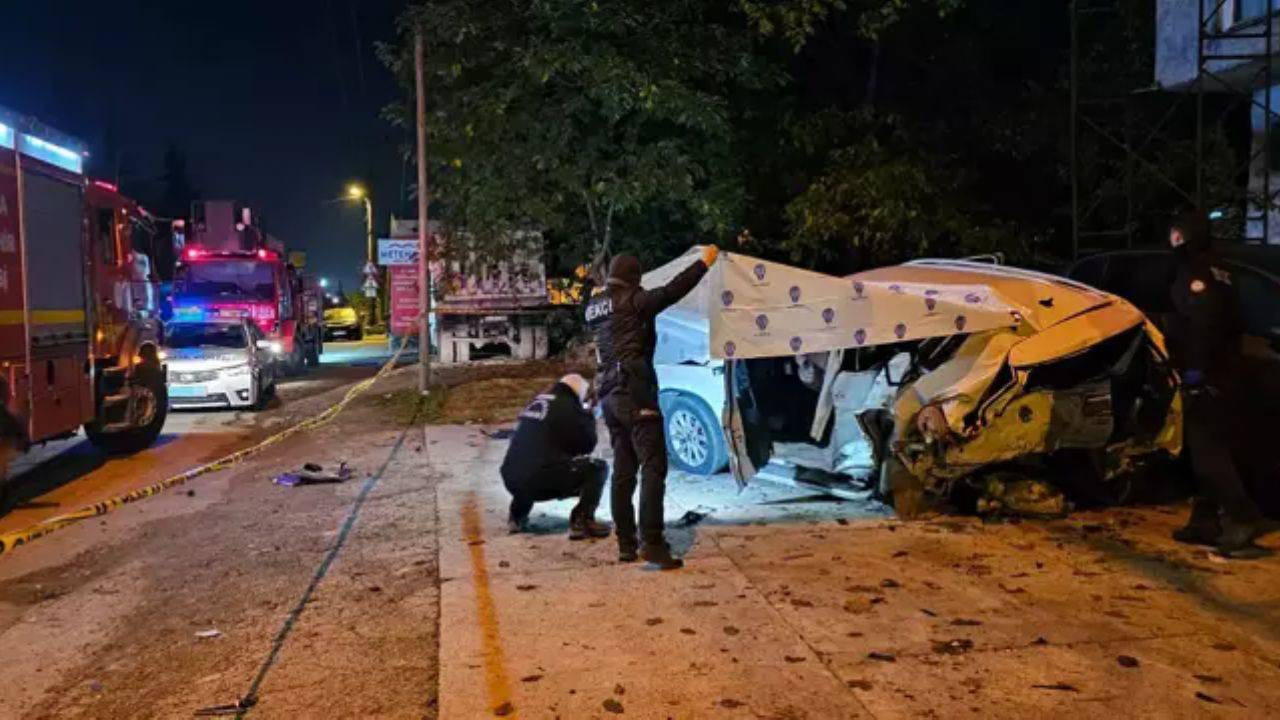 Sapanca da ambulans kazası: 1 ölü, 3 sağlık personeli yaralandı