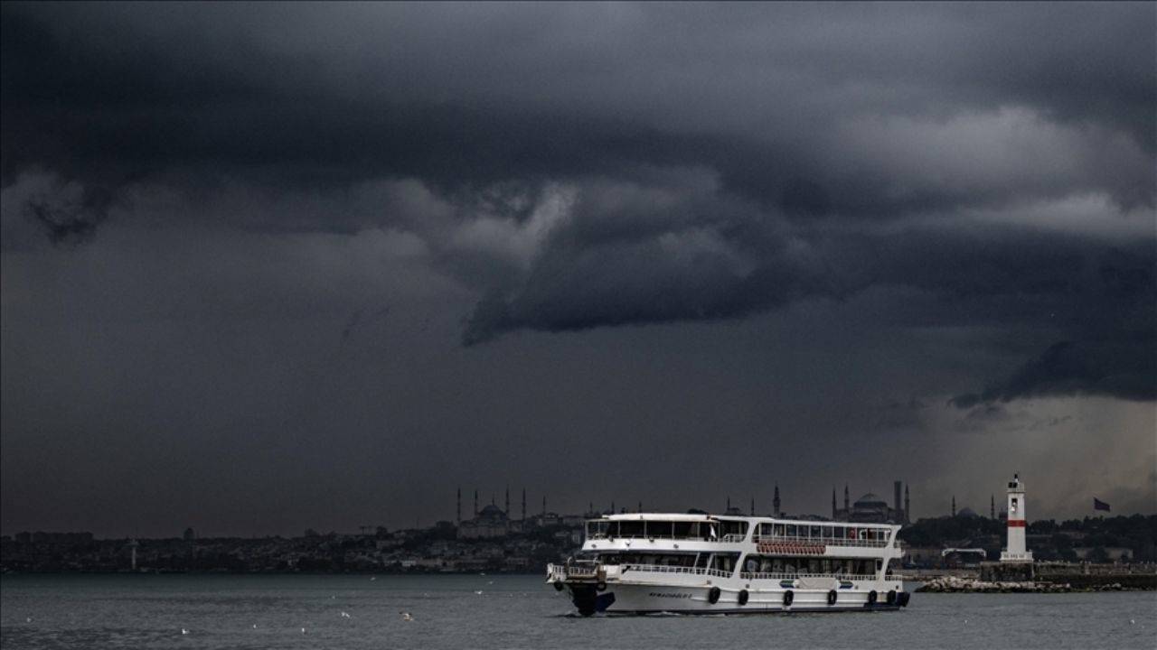 'Dünyanın bütün şeytanları İstanbul'da... Müthiş saldırı var'