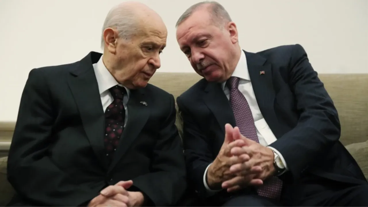 'Erdoğan, Bahçeli'ye MHP'li vekillerle ilgili görüntüler izletti' iddiası