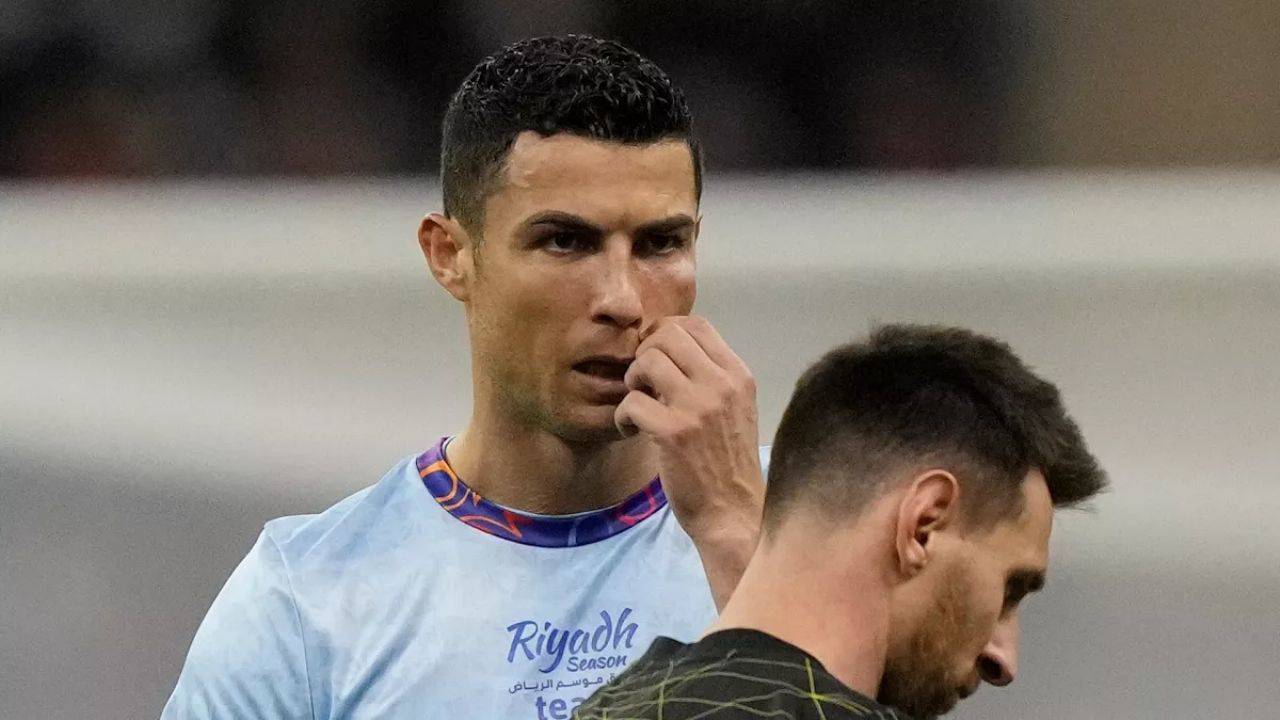 FİFA en iyileri seçti: Messi var Ronaldo yok