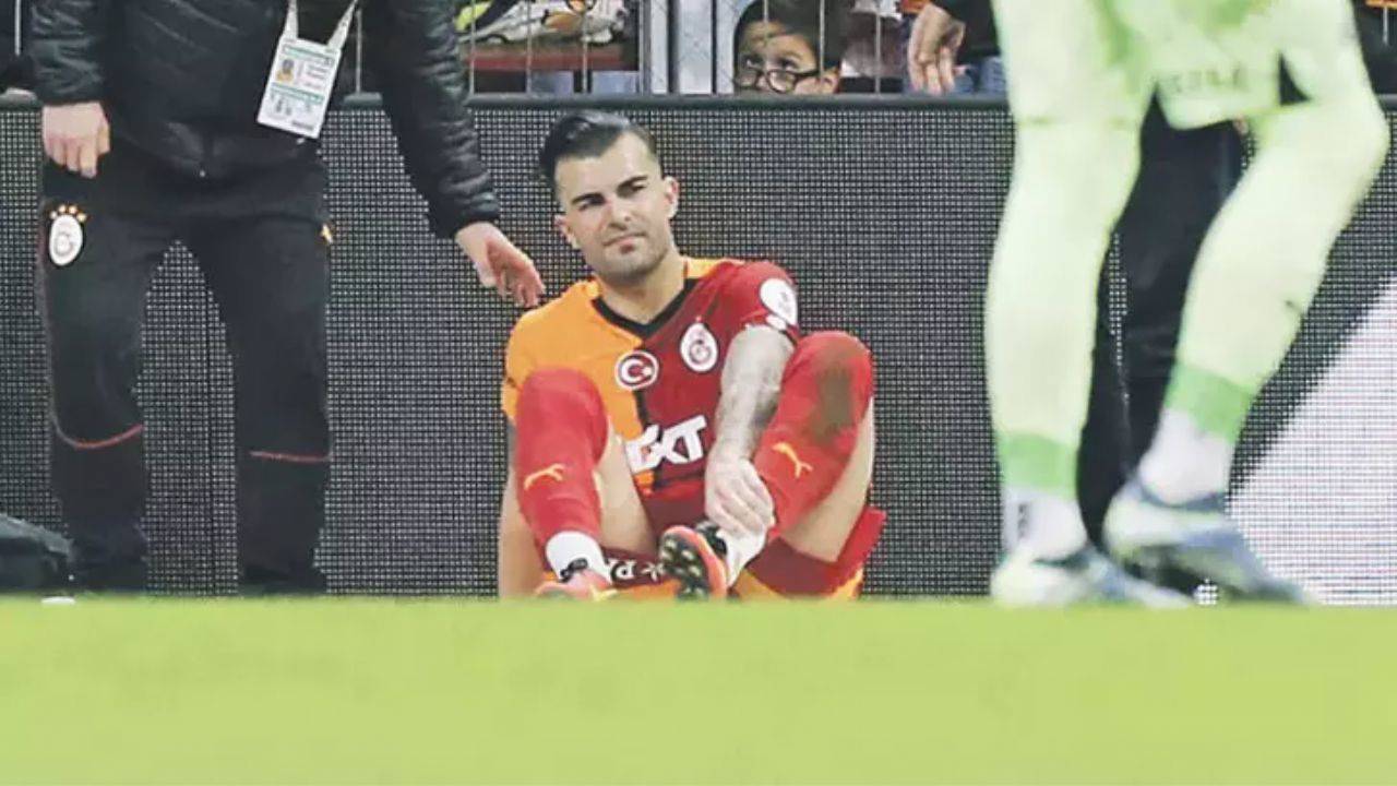 Galatasaray'da 4'lü sisteme acil dönüş