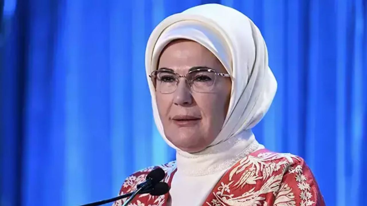 Cumhurbaşkanı Recep Tayyip Erdoğan'ın eşi Emine Erdoğan, anadoludakiler paylaşımı