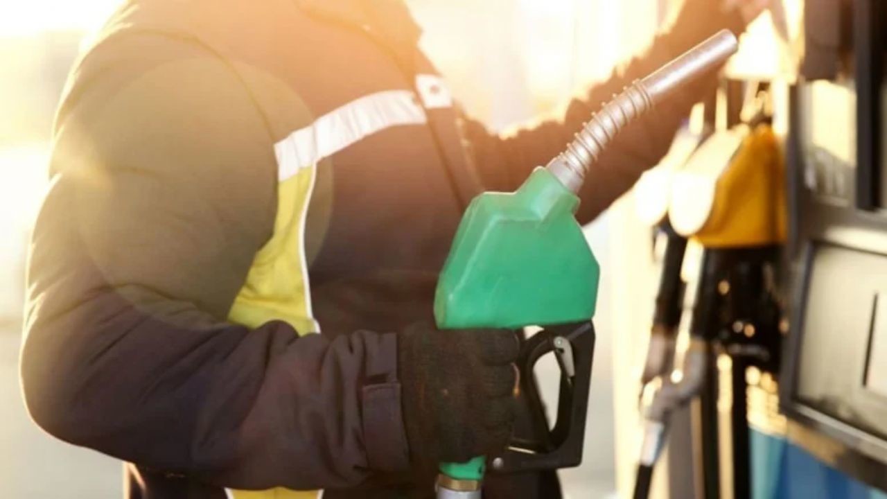 Benzine büyük zam! Yeni fiyatlar açıklandı