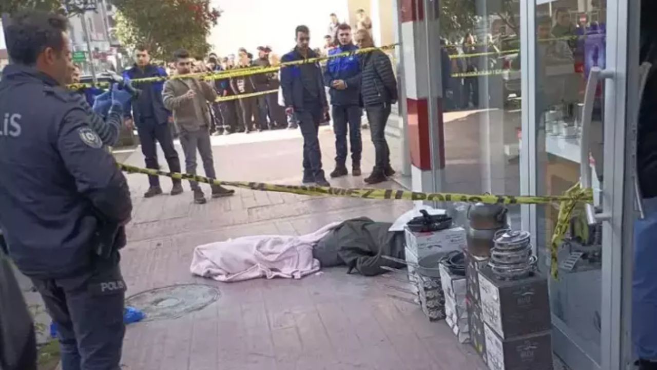 Kocaeli'de kanlı pusu.  ATM ününde can verdi!