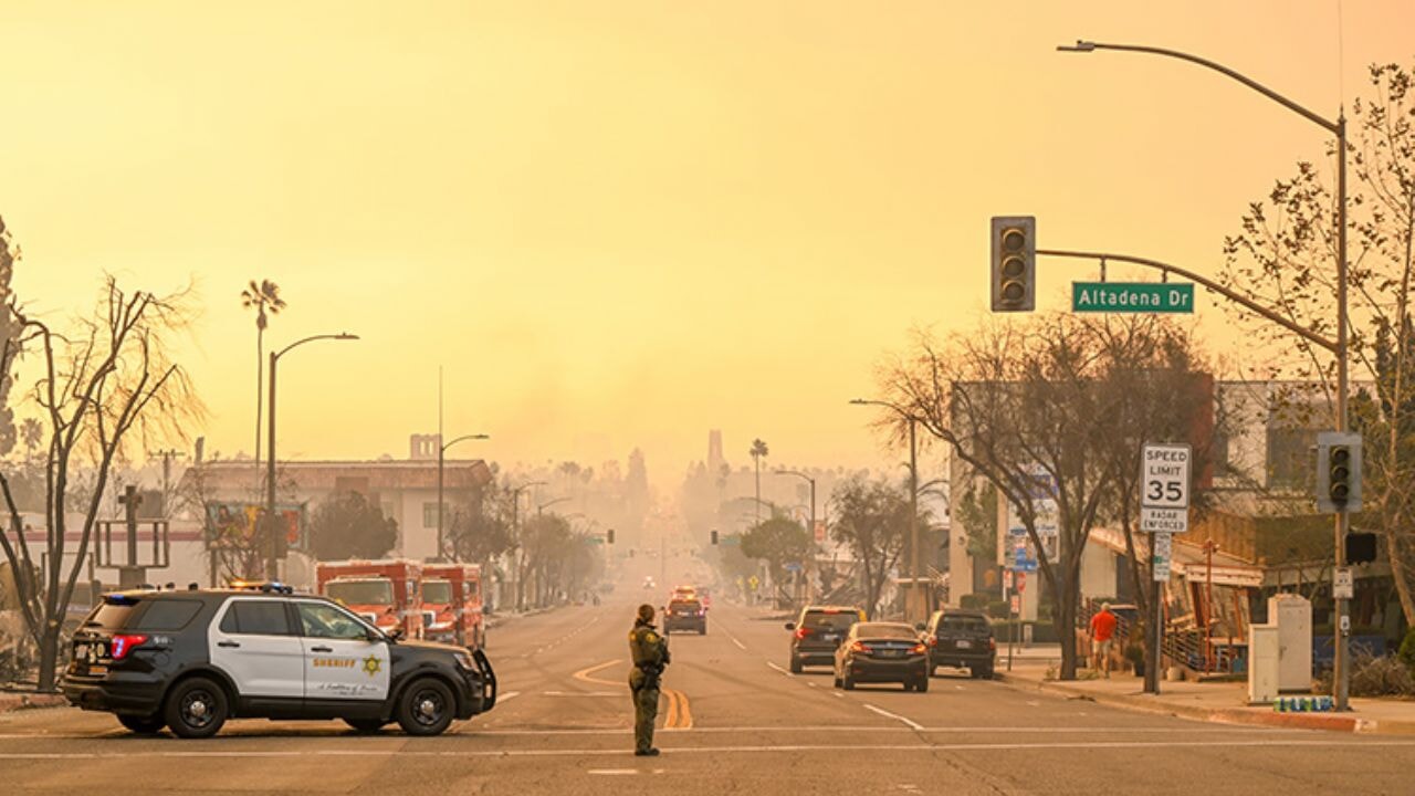 Los Angeles'taki orman yangınları 5 ayrı noktada sürüyor