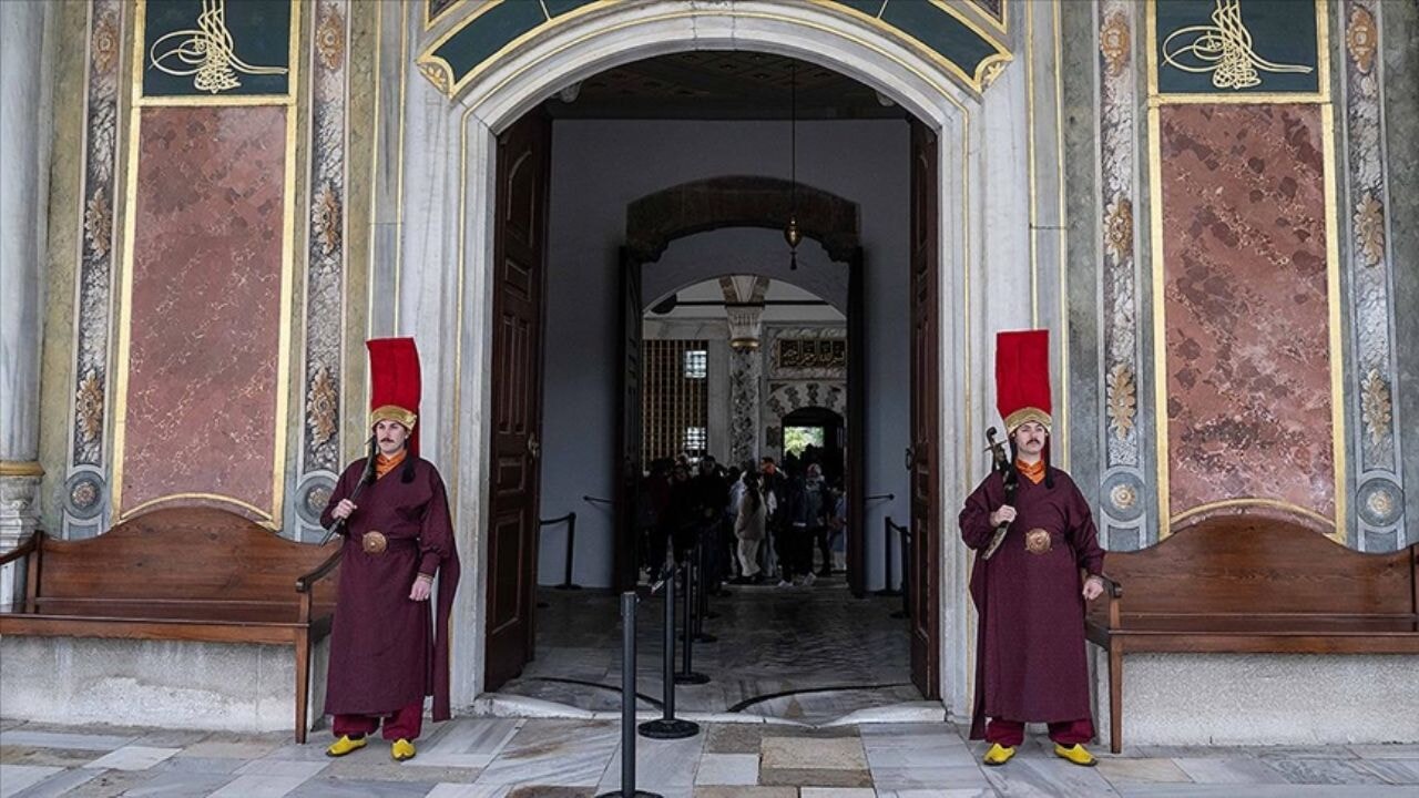 Topkapı Sarayı'nda jandarmalar nöbette