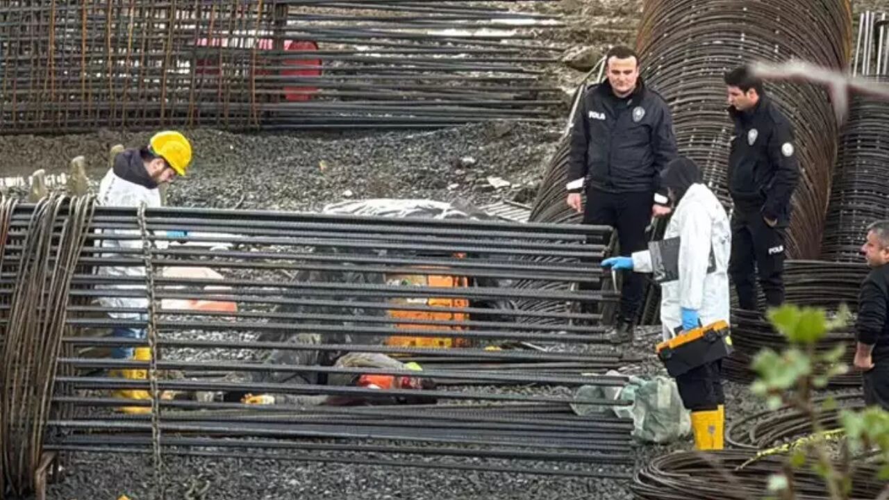 İstanbul Gaziosmanpaşa'da  şantiyede ölüm: 1 tonluk kova hayattan kopardı