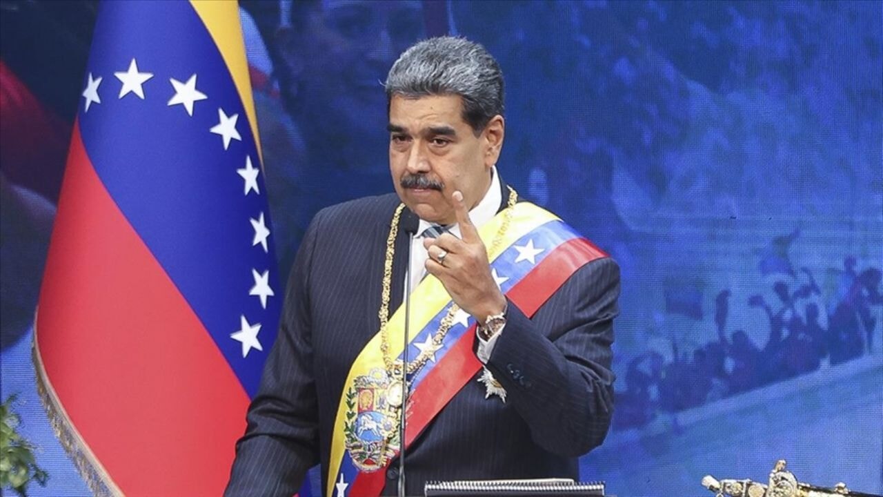 Venezuela'ya 'dış güç' müdahalesi çağrısına Maduro'dan tepki