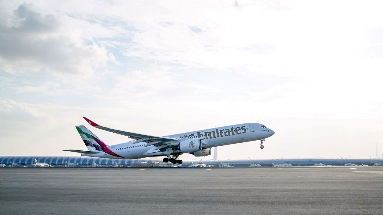 Emirates'in A350 uçağı, kanatlarını Hindistan'a açarak yolcularına en yeni seyahat deneyimlerini sunuyor