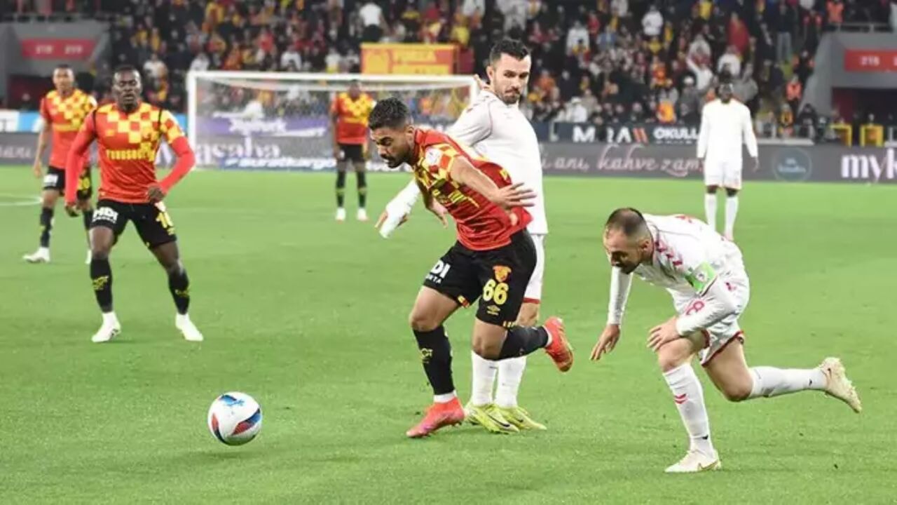 Samsunspor'dan mucize dönüş! Göztepe 2 farkı koruyamadı