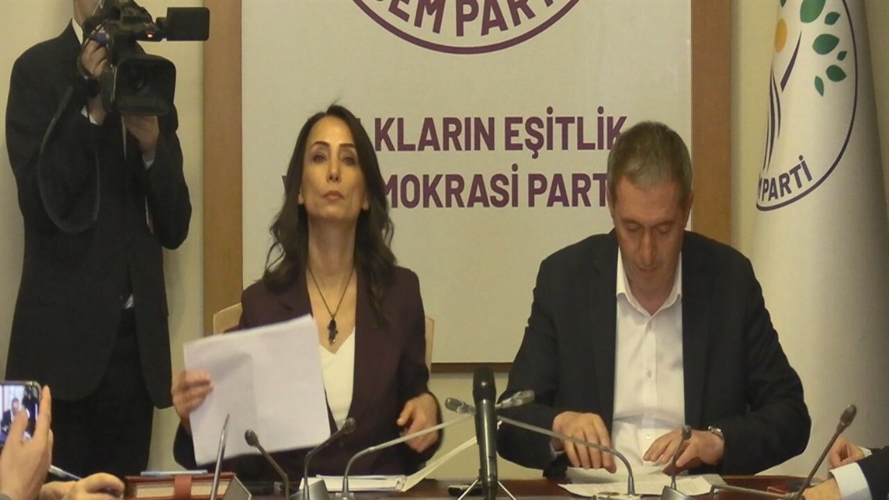 DEM Parti: Metinde SDG yok, çağrı PKK'ya yapıldı