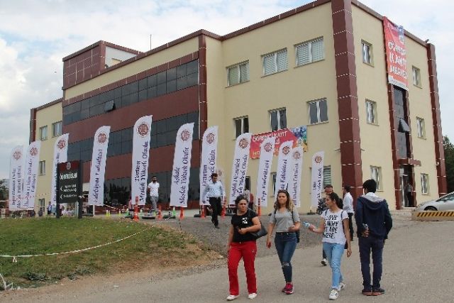 universite kayitlari devam ediyor timeturk haber