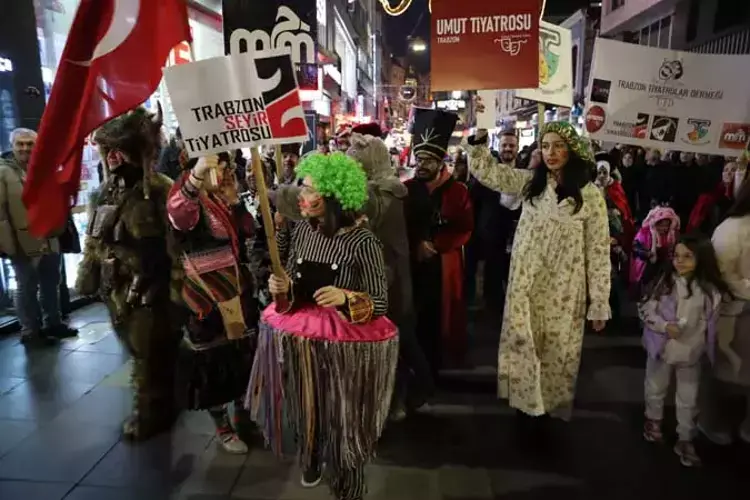 Trabzon'da Kalandar Şenlikleri Coşkuyla Kutlandı