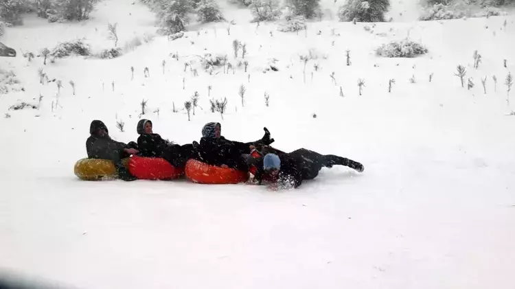 Bolu'nun Kış Keyfi: Abant Gölü ve Gölcük Tabiat Parkı'nda Kar Manzaraları