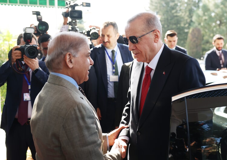 Cumhurbaşkanı Erdoğan'ın Pakistan Ziyareti ve İşbirliği Toplantısı